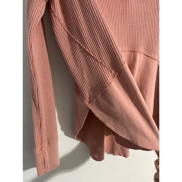 We the Free thermal top women’s size XS pink oversized boho lounge slouchy - Picture 6 of 6